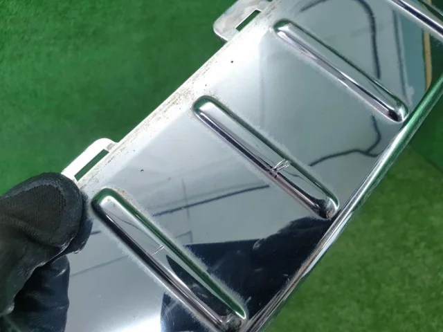 Накладка заднего бампера правая для Volkswagen Touareg I (7L) 2002-2010 на фотографиях