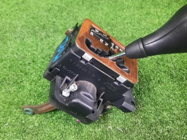 Селектор АКПП для Mercedes-Benz CLK class C208 1997-2002 на фотографиях