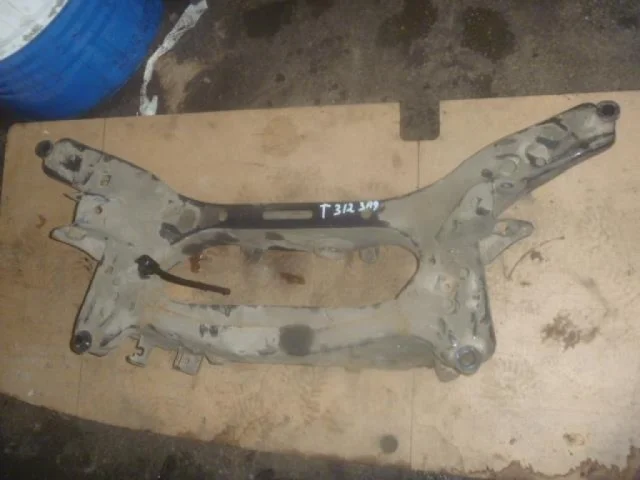 Задняя балка для Nissan X-Trail T31 RU 2007-2014 на фотографиях