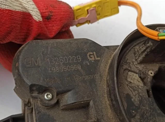 Подрулевой шлейф для Opel Zafira B 2005-2015 на фотографиях