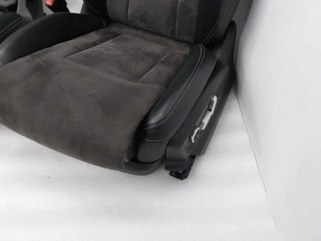 Салон для Audi Q7 4M 2015+ на фотографиях