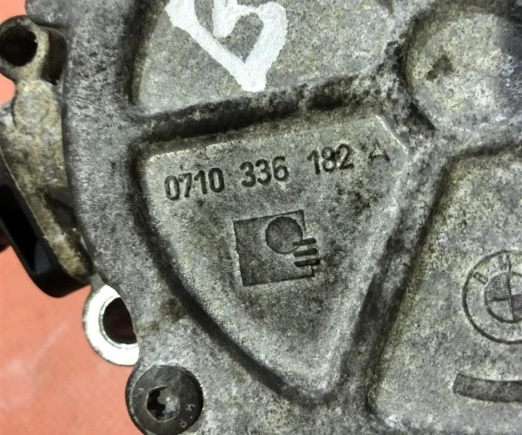 Вакуумный усилитель тормозов для BMW 5er Ф10 2010-2013 на фотографиях