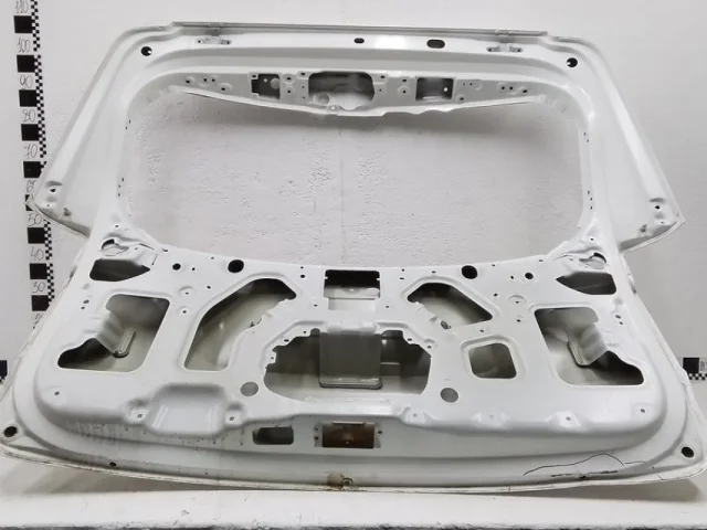 Дверь багажника для Kia Carnival 4 KA4 2020+ на фотографиях