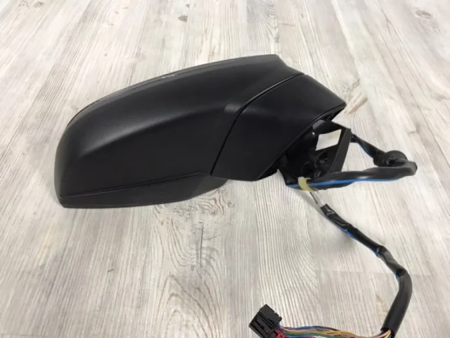 Зеркало боковое правое для Audi Q7 4M 2015+ на фотографиях