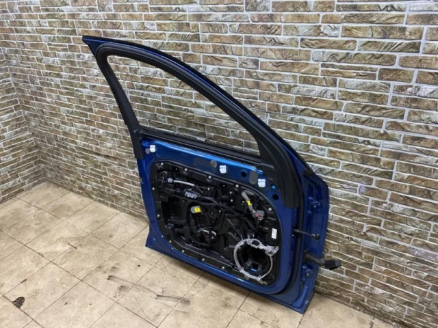 Дверь передняя левая для Volvo XC90 II L 2014-2019 на фотографиях