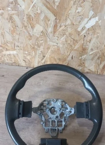 Руль для Nissan Pathfinder R52 2013-2017 на фотографиях
