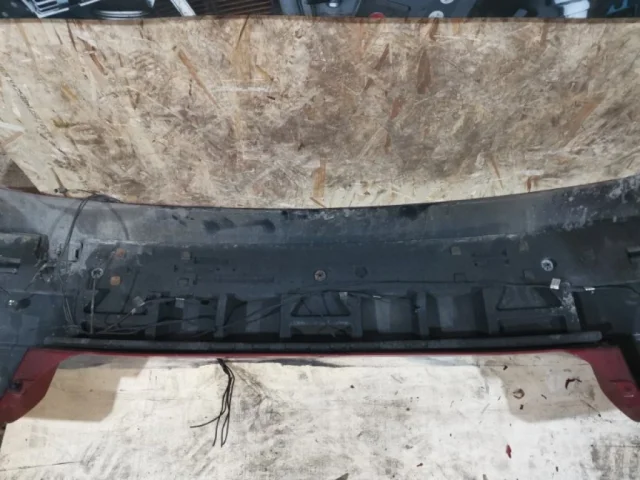 Бампер задний для Dodge Caliber 2006-2012 на фотографиях