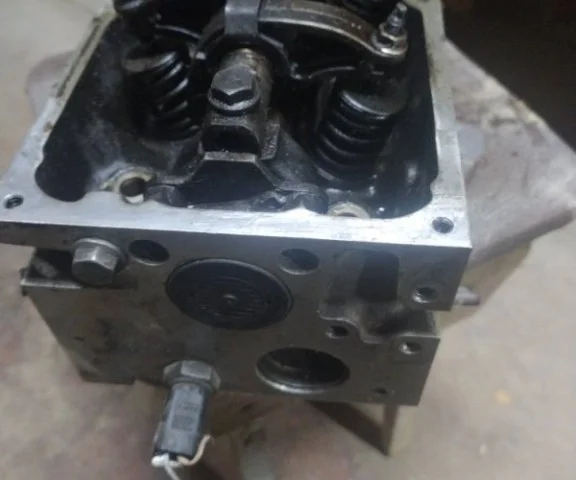 ГБЦ для Renault Logan 2005-2015 (LS) на фотографиях