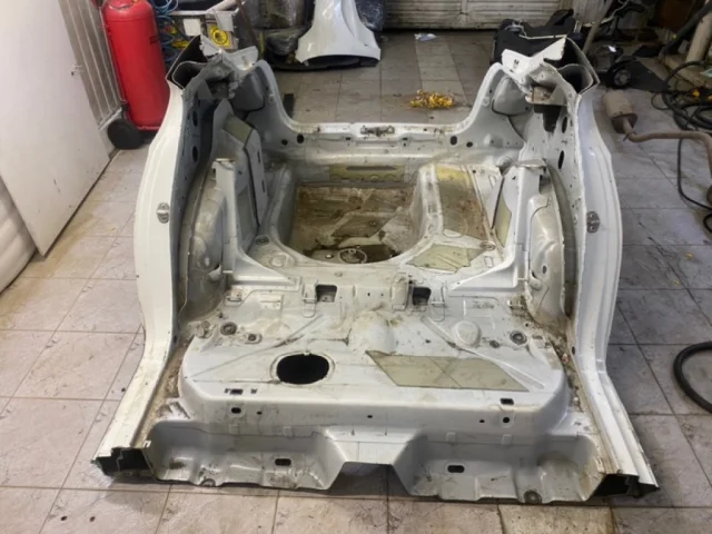 Заднее левое крыло для Skoda Rapid I rest NH3 2017-2020 на фотографиях