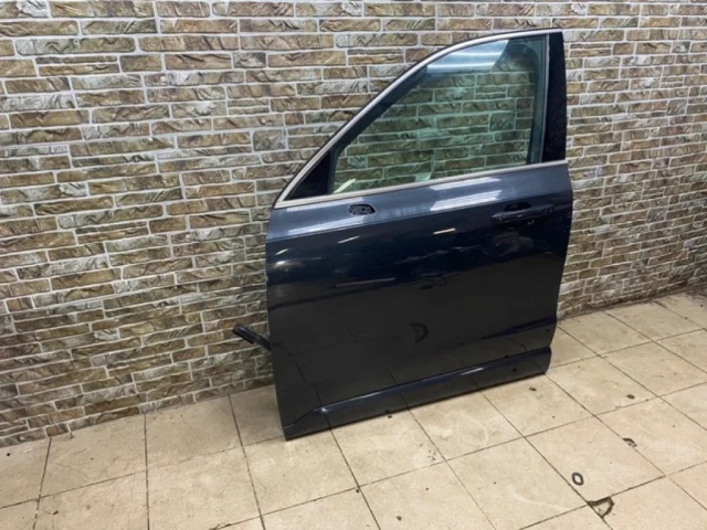 Дверь передняя левая для Volvo XC90 II L 2014-2019 на фотографиях