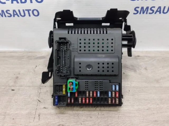 CEM Центральный электронный модуль для Volvo XC90 I C 2002-2014 на фотографиях