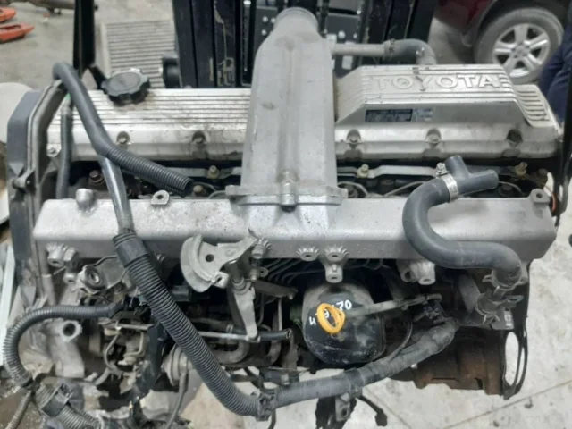 Двигатель для Toyota Land Cruiser 70 (JDM) на фотографиях