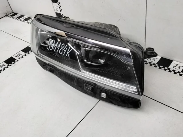 Фара ксенон левая для Volkswagen Touareg III (CR) 2018+ на фотографиях