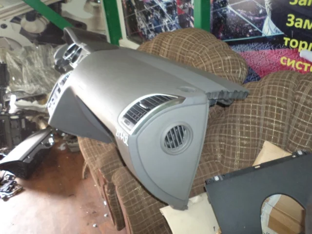 Приборная панель для Audi Q7 4L 2005-2015 на фотографиях