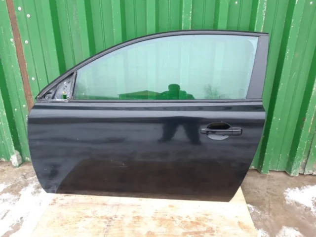 Дверь передняя левая для Volvo C30 MK 2006-2013 на фотографиях