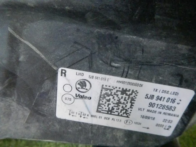 Фары для Skoda Rapid I rest NH3 2017-2020 на фотографиях