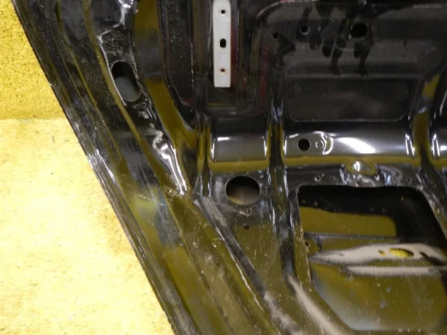 Крышка багажника для Nissan Tiida SC11 Седан 2007-2014 на фотографиях