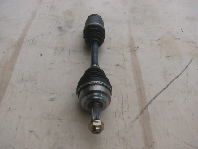 Привод передний правый для Honda Accord 7 2002-2008 на фотографиях