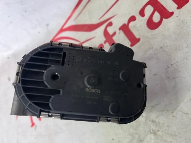 Дроссельная заслонка для Mercedes-Benz C class CL203 2000-2008 на фотографиях