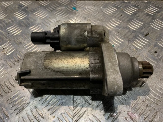 Стартер для Volkswagen Golf VI (5K) 2008-2012 на фотографиях