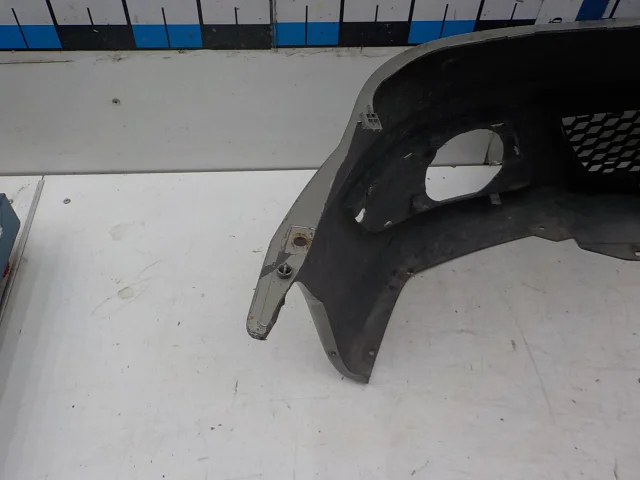 Усилитель переднего бампера для Renault Logan 2005-2015 (LS) на фотографиях