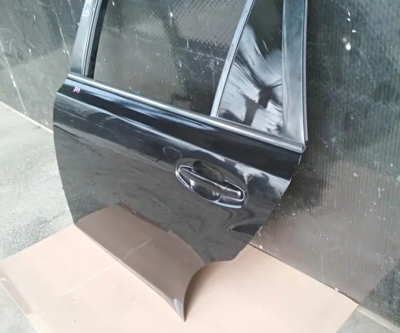 Дверь задняя левая для Subaru Legacy Универсал BR/B14 2009-2015 на фотографиях