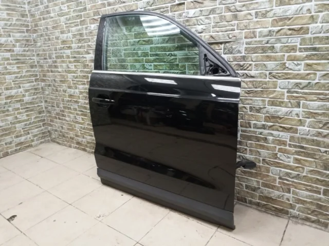 Дверь передняя правая для Audi Q3 8U 2011-2019 на фотографиях