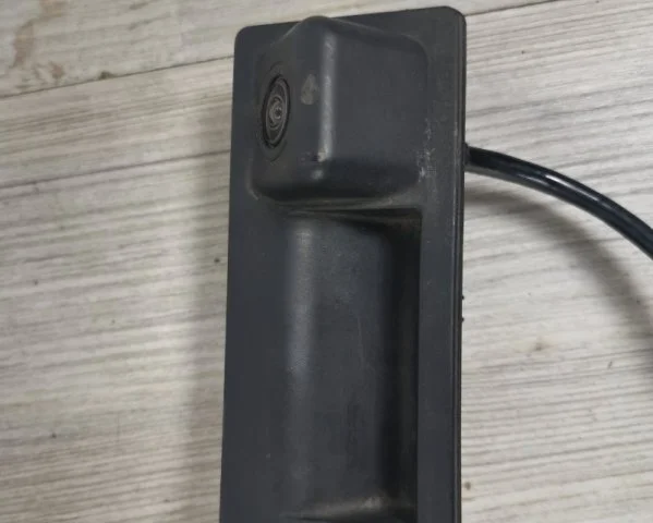 Камера заднего вида для Porsche Cayenne 958 Rest 2014-2018 на фотографиях