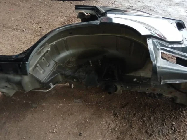 Заднее левое крыло для Suzuki Grand Vitara 2005-2014 на фотографиях