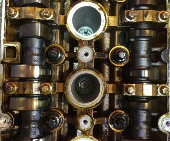 Двигатель для Opel Zafira B 2005-2015 на фотографиях