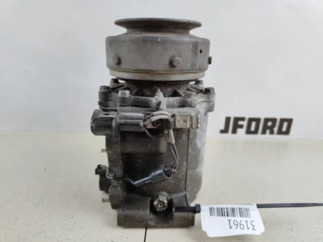 Компрессор кондиционера для Mitsubishi Pajero Sport K90 1997-2009 на фотографиях