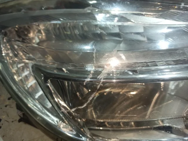 Фара левая для Opel Insignia Седан A 2008-2017 на фотографиях