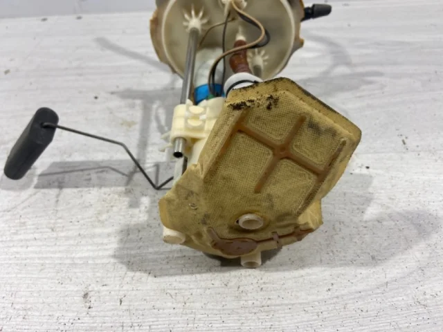 Топливный насос для Ford Explorer U251 2005-2011 на фотографиях