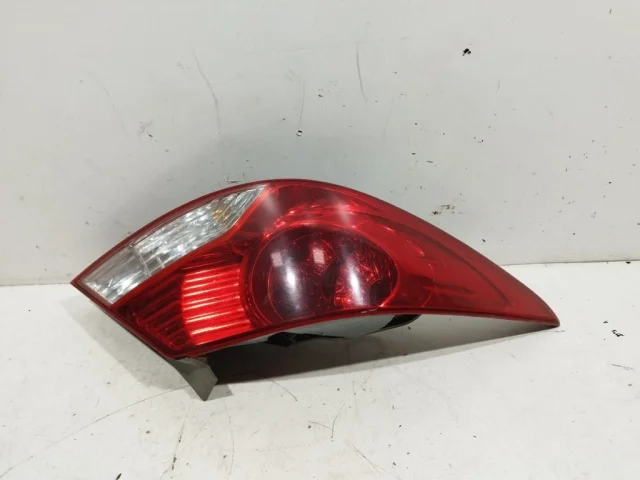 Фонарь внешний левый для Hyundai Solaris 1 рестайлинг 2014-2017 Хэтчбек на фотографиях