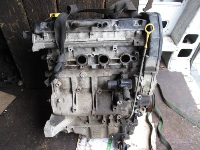 Двигатель без навесного для Rover 45 2000-2006 на фотографиях