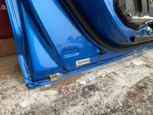 Дверь передняя правая для Mazda 3 BK Хэтчбек 2003-2009 на фотографиях