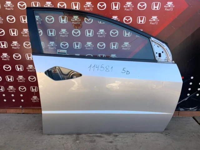 Дверь передняя правая для Honda Civic FK,FN 5D 2006-2012 на фотографиях