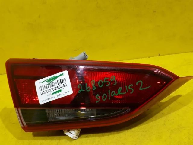 Фонарь внутренний левый для Hyundai Solaris 2 (2017-2022) на фотографиях