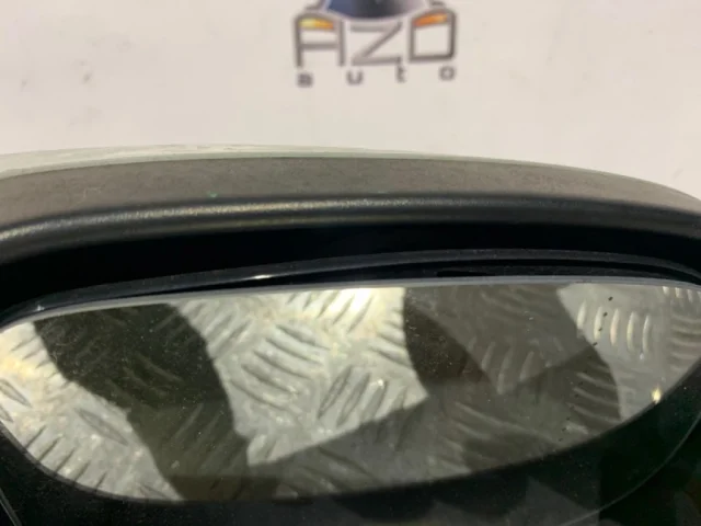 Зеркало заднего вида (в салоне) для Volvo C30 MK 2006-2013 на фотографиях