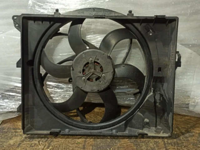 Вентилятор радиатора охлаждения ДВС для BMW 3er Е92 Купе 2006-2012 на фотографиях