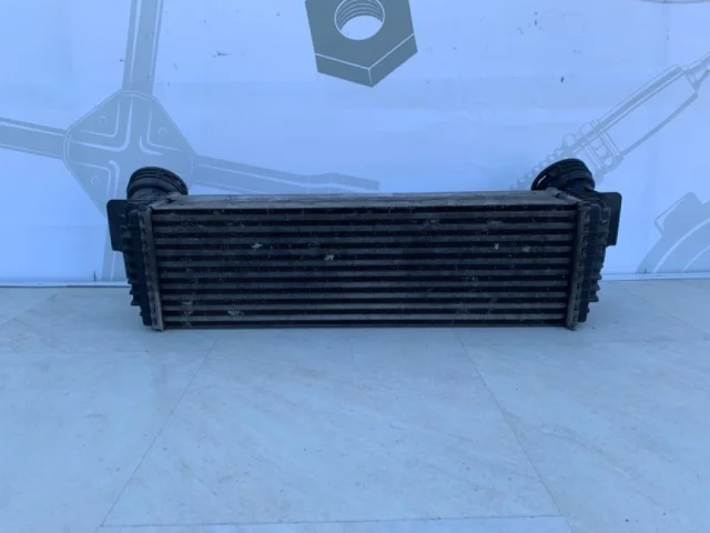 Интеркулер для BMW X5 Е70 2006-2013 на фотографиях