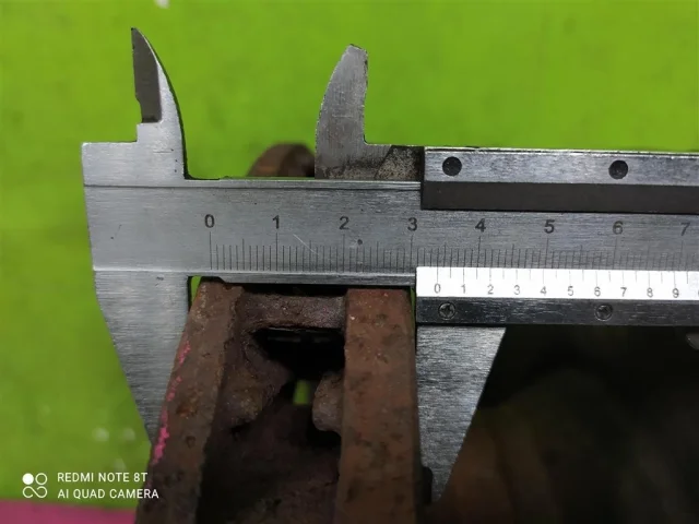 Диски тормозные передние (комплект) для Volkswagen Touareg I (7L) 2002-2010 на фотографиях