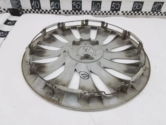 Колпак колесный для Skoda Rapid I NH3 2012-2017 на фотографиях