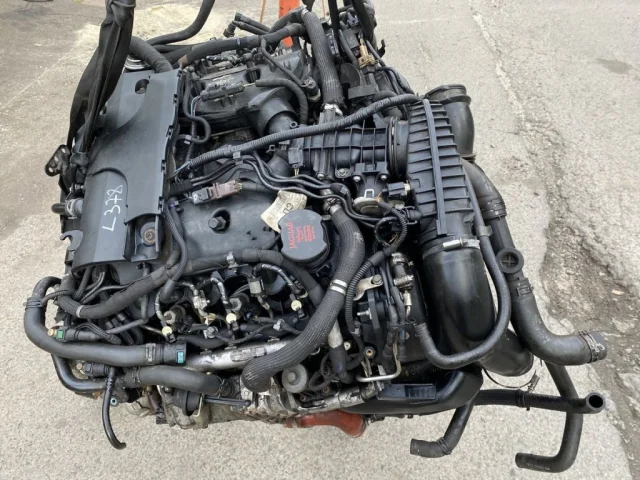 Двигатель для Jaguar XF X250 2008-2016 на фотографиях