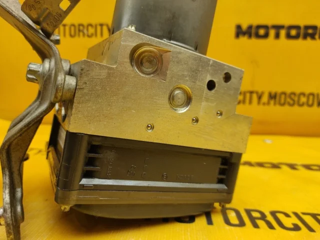 Блок ABS для Mercedes-Benz E class W211 2002-2009 на фотографиях