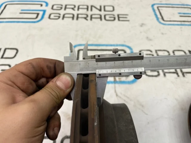 Диски тормозные передние (комплект) для Mercedes-Benz E class W211 2002-2009 на фотографиях