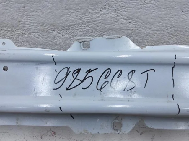 Усилитель переднего бампера для Renault Logan 2005-2015 (LS) на фотографиях