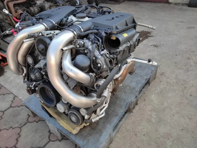 Блок цилиндров для Mercedes-Benz GL class X166 2012-2016 на фотографиях