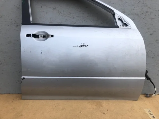 Двери для Mitsubishi Outlander 1 CU0W 2002-2009 на фотографиях