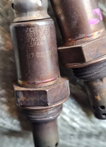 Лямбда-зонд (второй) для Volvo XC90 I C 2002-2014 на фотографиях